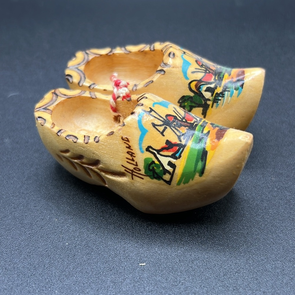 Mini Dutch Clogs Decor - Picture 2 of 4